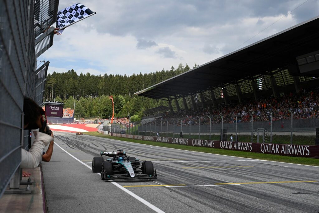 Crash von Verstappen und Norris: Russell siegt in Spielberg