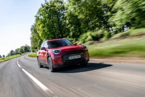 Mini bringt John Cooper Works-Modelle jetzt auch elektrisch
