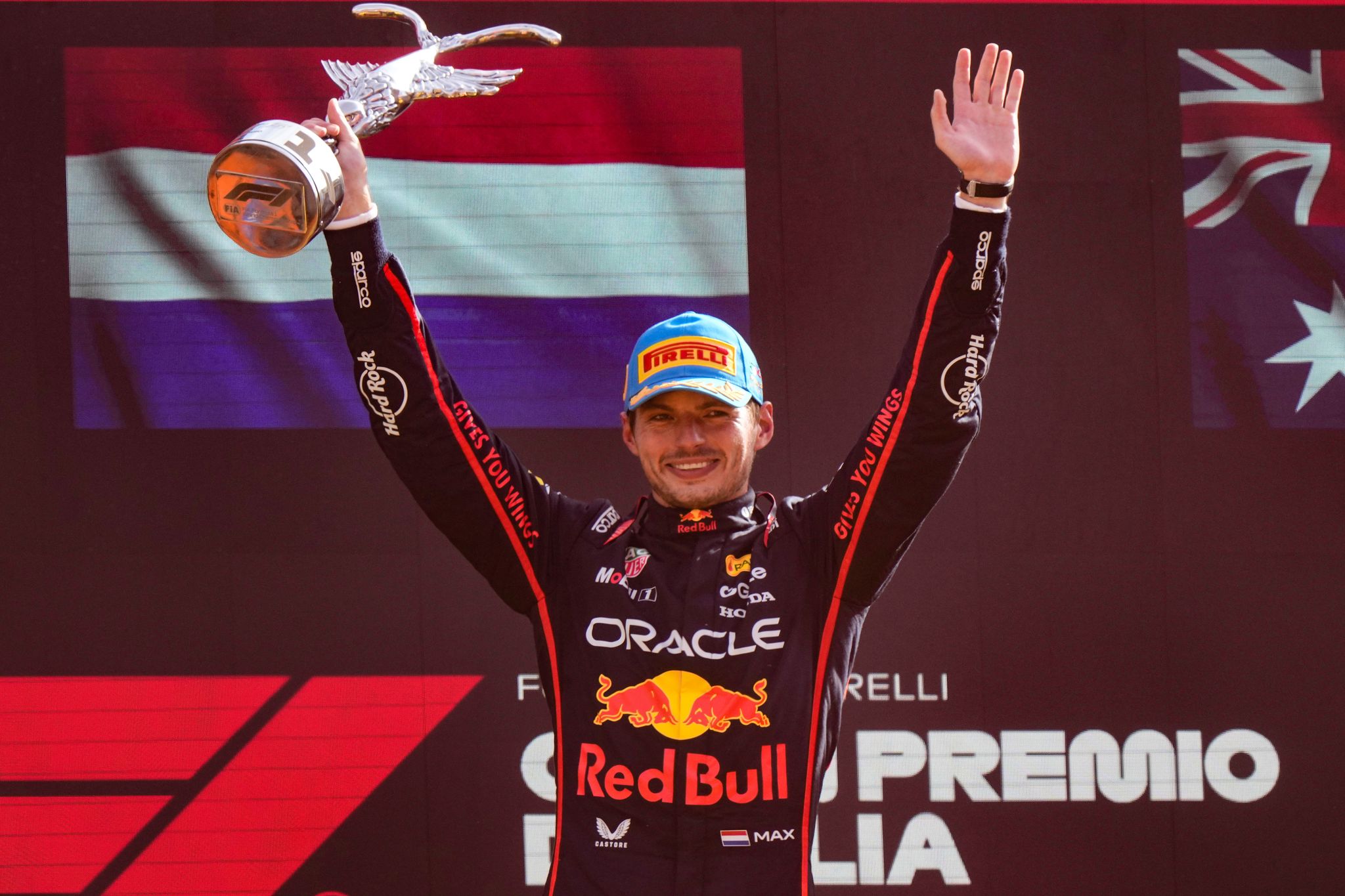 Red Bulls «Wiedergeburt»: Verstappen-Jubel im roten Rauch