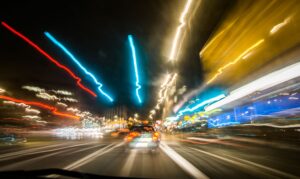 Gegen Sekundenschlaf am Steuer: Pausen einlegen