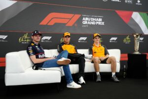 Mit Blick auf WM-Trophäe: Verstappen reicht den Druck weiter